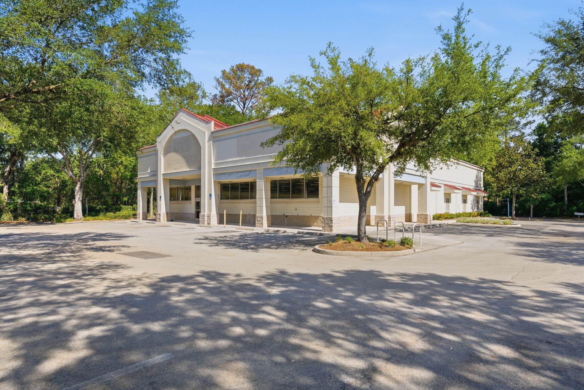 3904 NW 13th St, Gainesville, FL à louer Photo du bâtiment- Image 1 de 6
