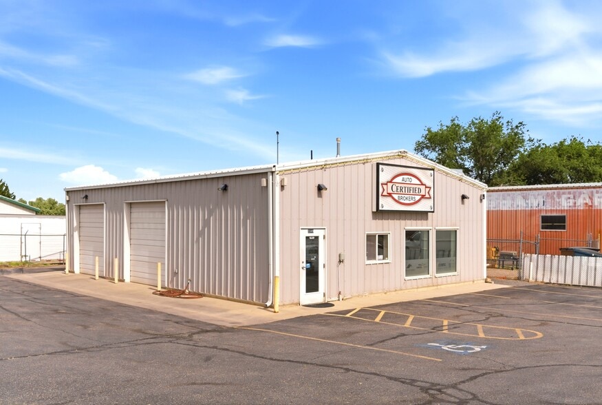 3349 S 1900 W, Roy, UT à louer - Photo du bâtiment - Image 3 de 22