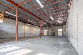 9681-9725 Rue Clément, Montréal, QC for lease Interior Photo- Image 2 of 3