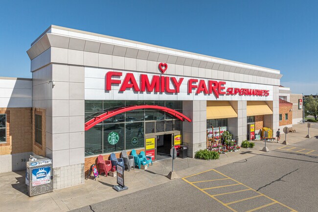 Plus de détails pour 9479 Riley St, Zeeland, MI - Commerce de détail à louer