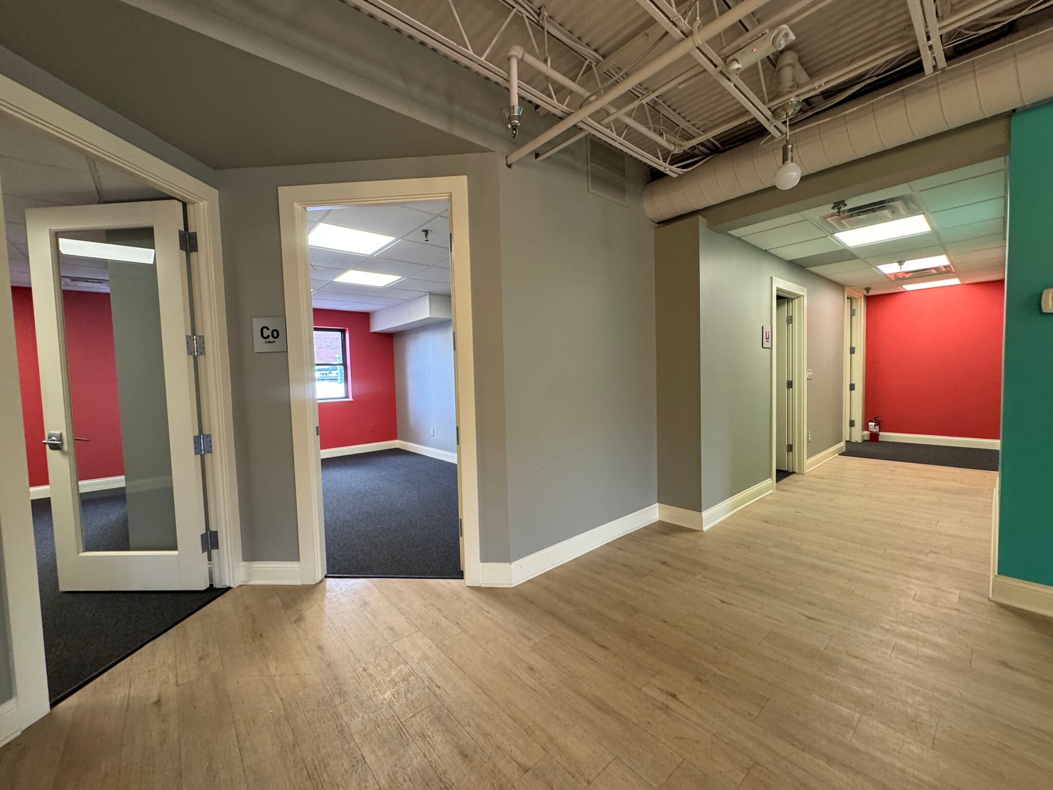 206 S 5th Ave, Ann Arbor, MI for lease Interior Photo- Image 1 of 6