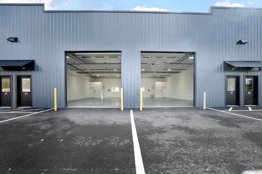 46 Maple Ave, Schenectady, NY à louer - Photo du bâtiment - Image 3 de 25