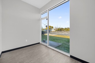 1114-1130 E Plant St, Winter Garden, FL à louer Photo intérieure- Image 2 de 10