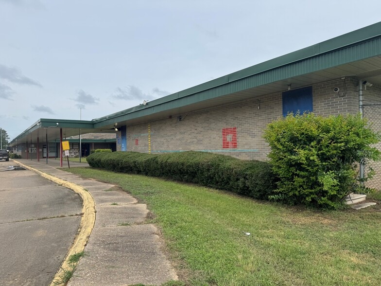 3000 Dr Martin Luther King Dr, Shreveport, LA for sale - Building Photo - Image 2 of 4