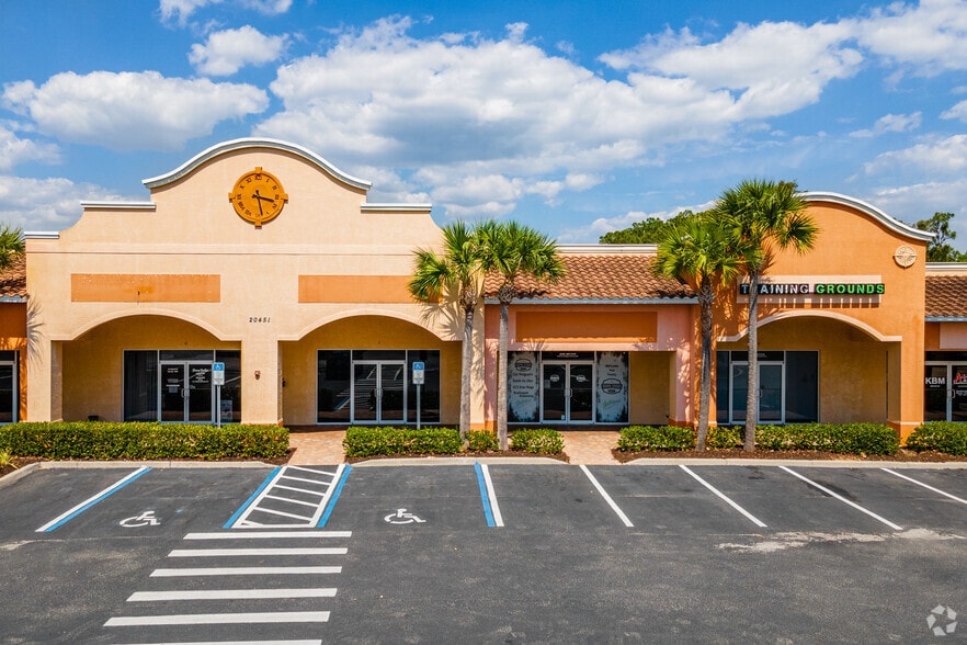 20451 S Tamiami Trl, Estero, FL for lease - Building Photo - Image 2 of 4