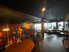 1302 Bay St, Bellingham, WA à louer Photo intérieure- Image 1 de 6