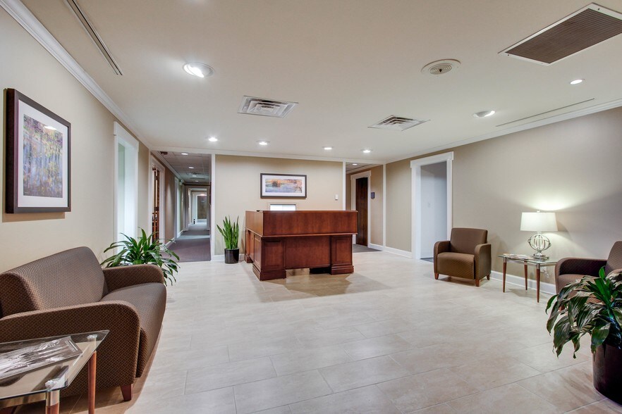 5115 Maryland Way, Brentwood, TN à louer - Photo intérieure - Image 3 de 12
