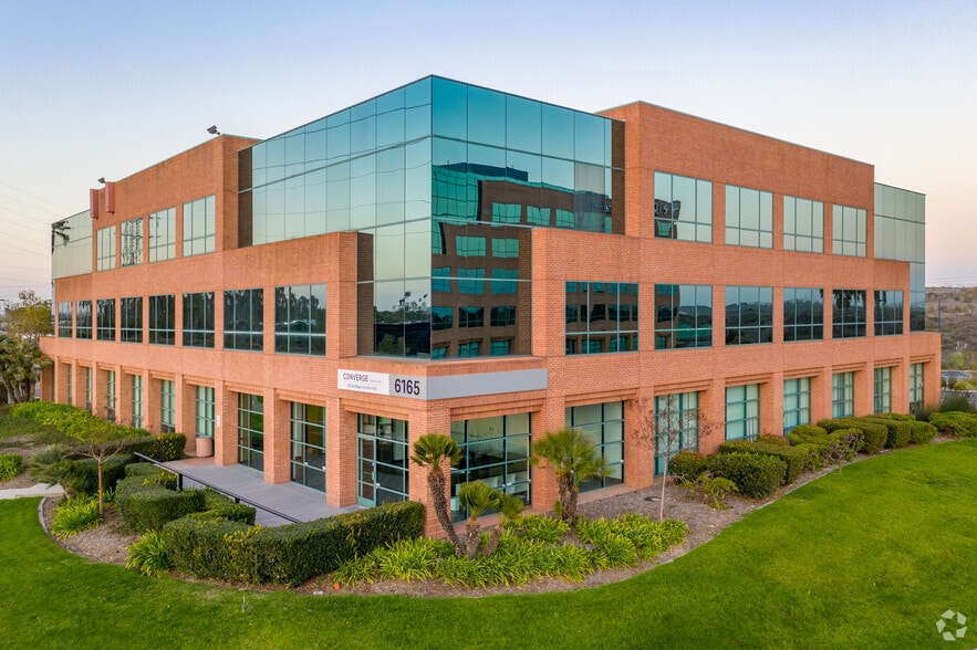 6165 Greenwich Dr, San Diego, CA for lease - Building Photo - Image 3 of 6