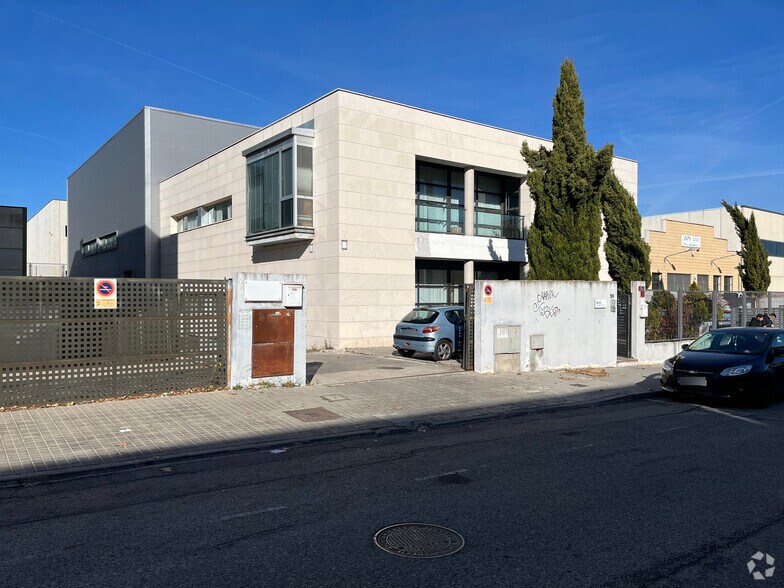 Calle Aeronáutica, 28, Alcorcón, Madrid for sale - Building Photo - Image 2 of 13