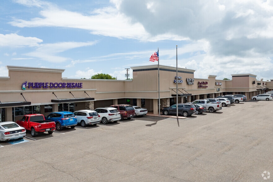 4200-4250 S Alameda St, Corpus Christi, TX for lease - Building Photo - Image 3 of 20