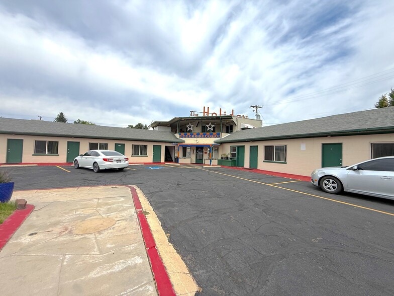 5416 W Fairview Ave, Boise, ID à vendre - Photo du bâtiment - Image 3 de 6