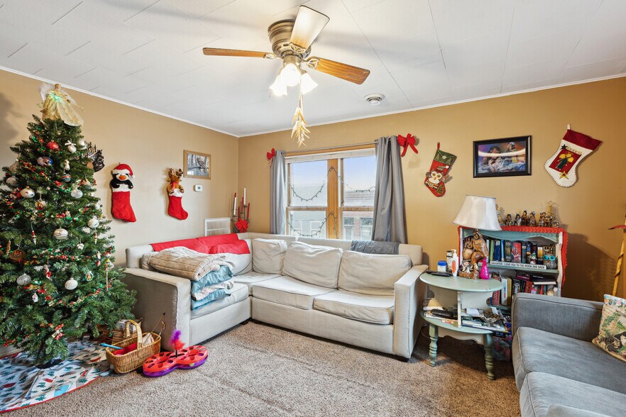 12192 Hancock St SE, Becker, MN à vendre - Photo du bâtiment - Image 3 de 25