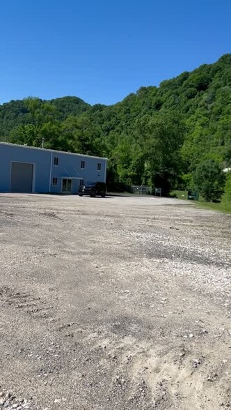 8000 Maccorkle Ave, Charleston, WV for lease - Commercial Listing Video - Image 2 of 20