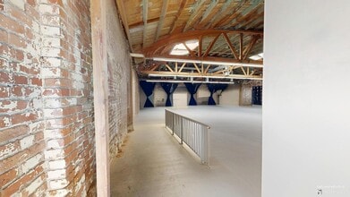 7624-7626 Santa Monica Blvd, West Hollywood, CA for lease Matterport 3D Scan- Image 1 of 6