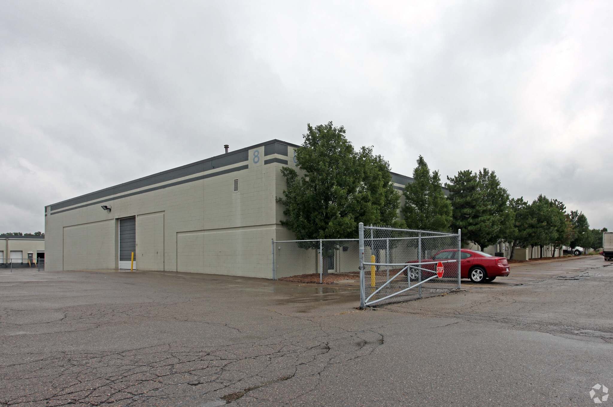 28933-29017 Highland Rd, Romulus, MI for lease Primary Photo- Image 1 of 4