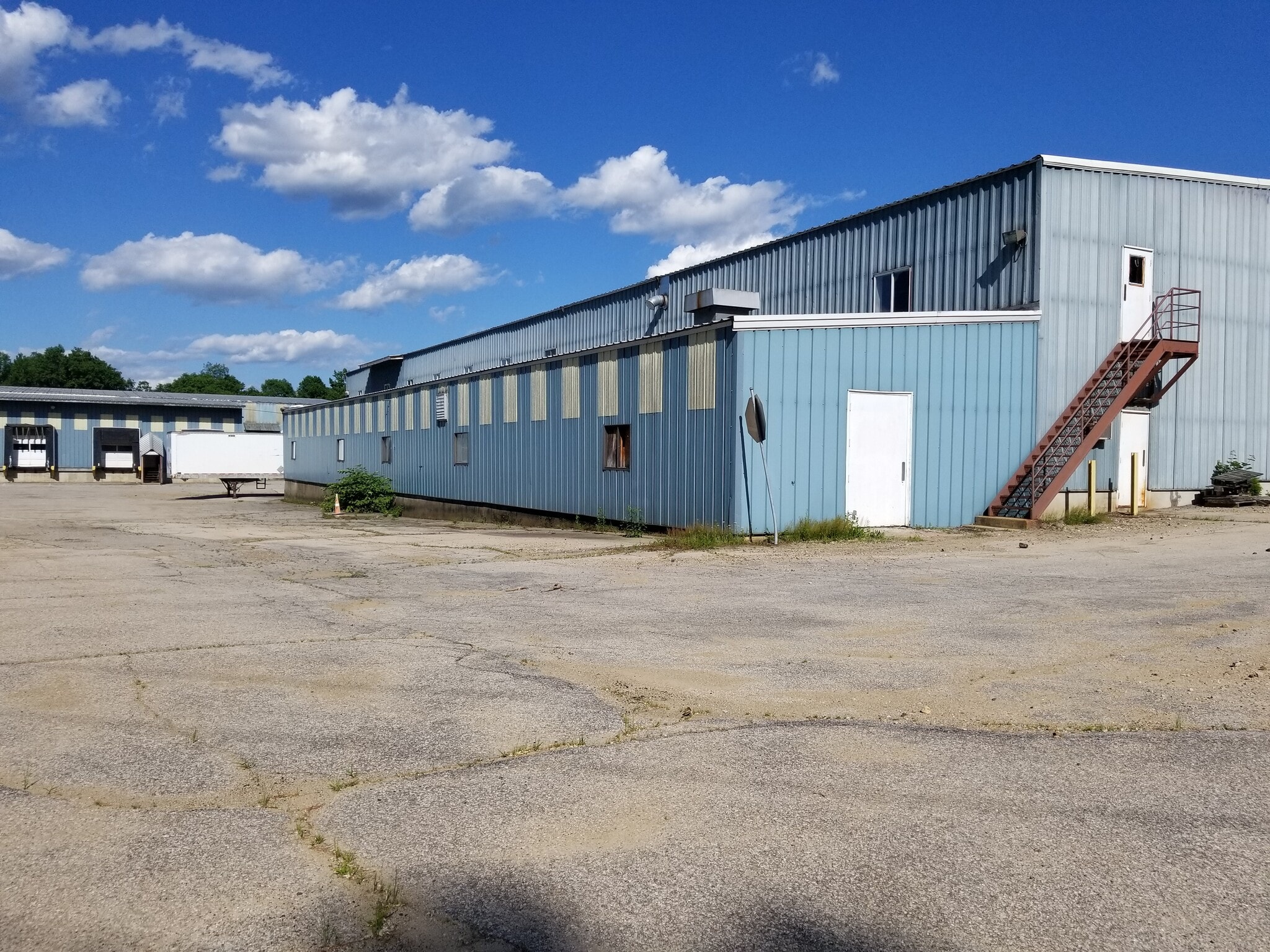 77 Merrimack St, Concord, NH for lease Interior Photo- Image 1 of 5