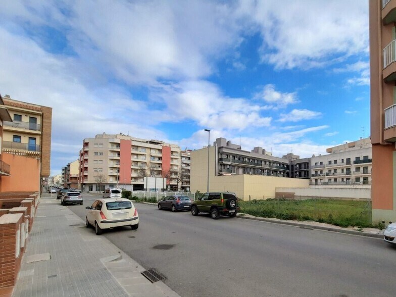 Centor urbano portefeuille de 2 propriétés à vendre sur LoopNet.ca - Photo du bâtiment - Image 3 de 5