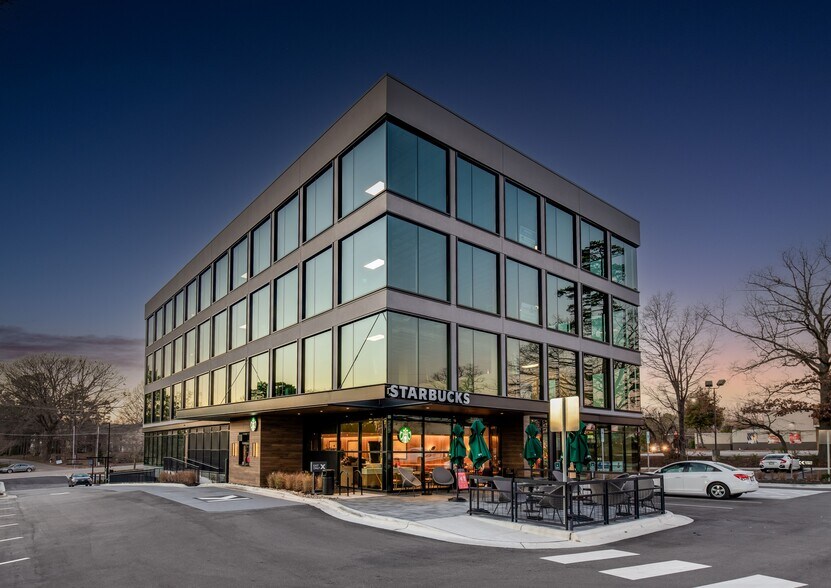 4109 Wake Forest Rd, Raleigh, NC à louer - Photo du bâtiment - Image 1 de 6