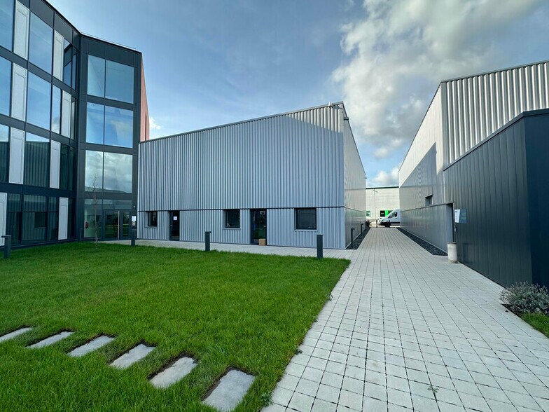 Flex in Bischheim for lease - Building Photo - Image 3 of 4