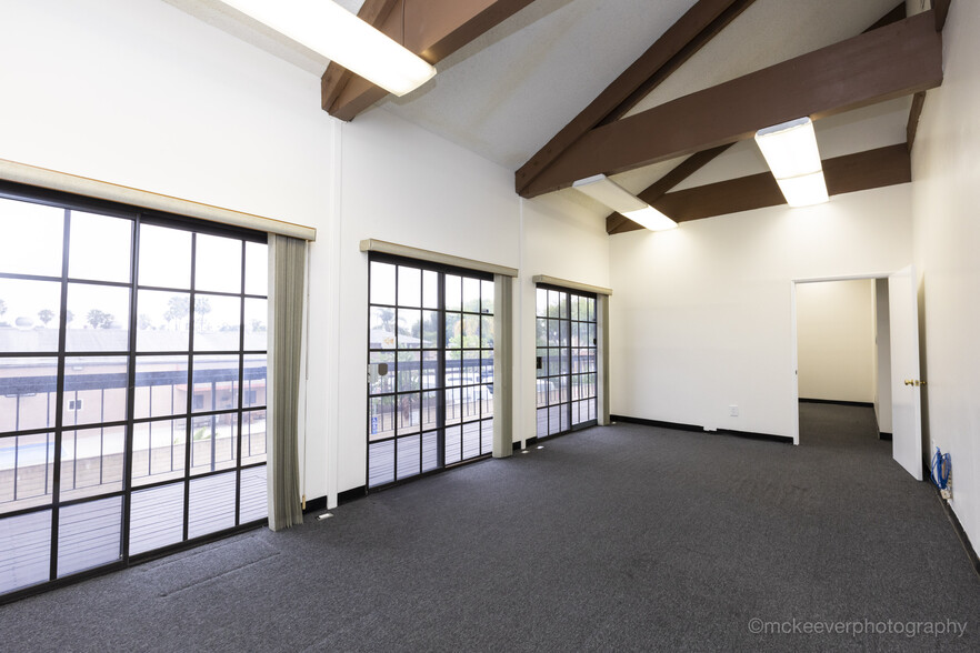 800 E Wardlow Rd, Long Beach, CA for sale - Building Photo - Image 3 of 39