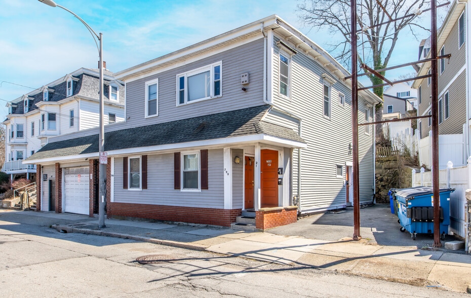 799-801 N Main St, Fall River, MA for sale - Building Photo - Image 3 of 20