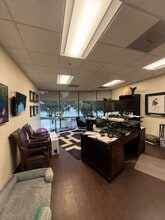 221 NE Ivanhoe Blvd, Orlando, FL for lease Interior Photo- Image 2 of 22