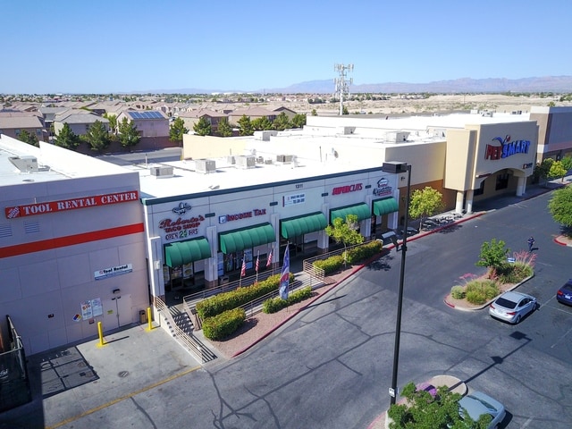 1275-1435 W Craig Rd, North Las Vegas, NV à louer - Photo du bâtiment - Image 3 de 9