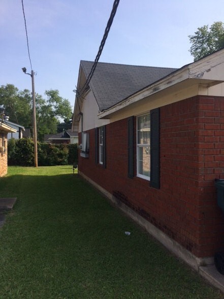 2807 Evangeline St, Monroe, LA à louer - Photo du bâtiment - Image 3 de 9