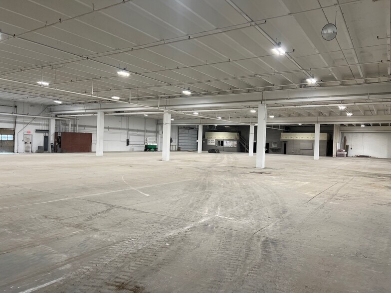 147 Second Ave, Rochelle, IL for lease - Building Photo - Image 2 of 6