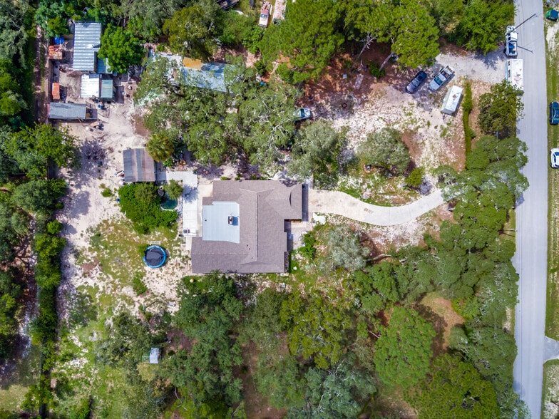 14208 Mayer Ave, Hudson, FL à vendre - Photo du bâtiment - Image 2 de 19