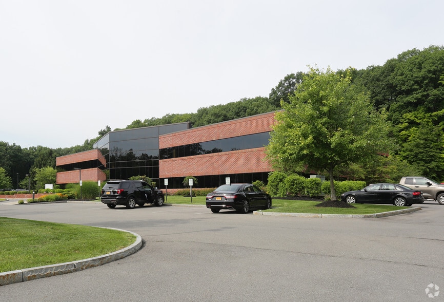 9 Cornell Rd, Latham, NY for lease - Building Photo - Image 2 of 12