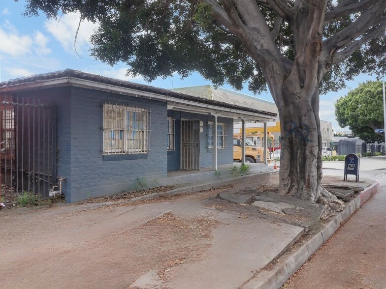 2655 Short St, Los Angeles, CA à vendre - Photo du bâtiment - Image 3 de 12