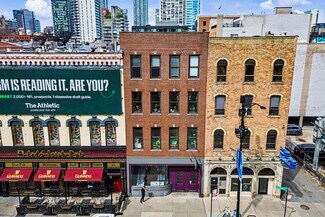 Plus de détails pour 534 N Clark St, Chicago, IL - Commerce de détail à louer