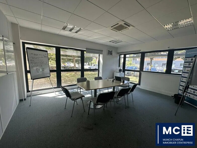 Office in Schiltigheim for sale - Interior Photo - Image 1 of 5
