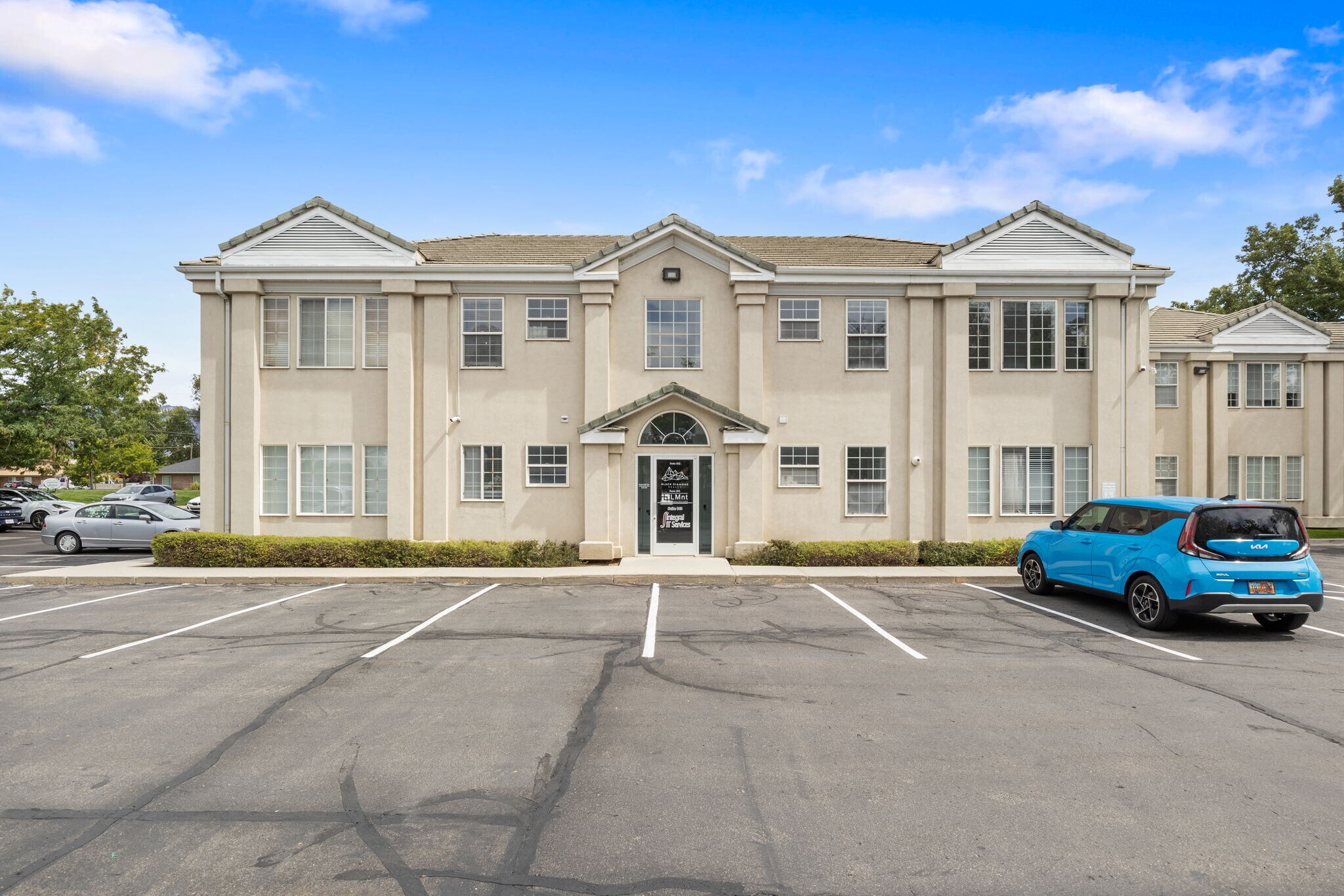 9672 S 700 E, Sandy, UT à louer Photo du bâtiment- Image 1 de 22