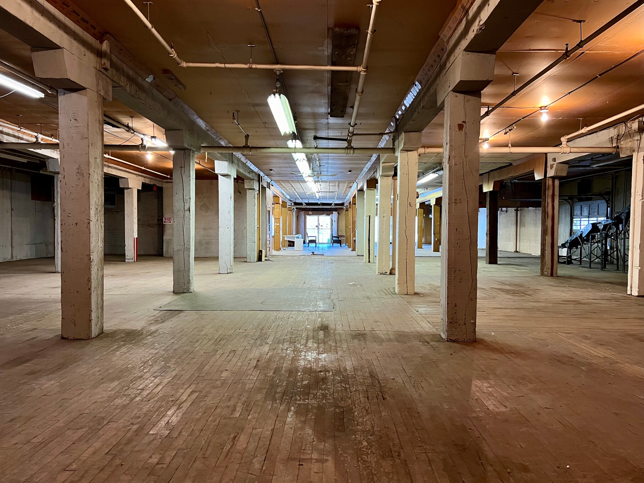 104 Smith Ave, Kingston, NY for lease Interior Photo- Image 1 of 6