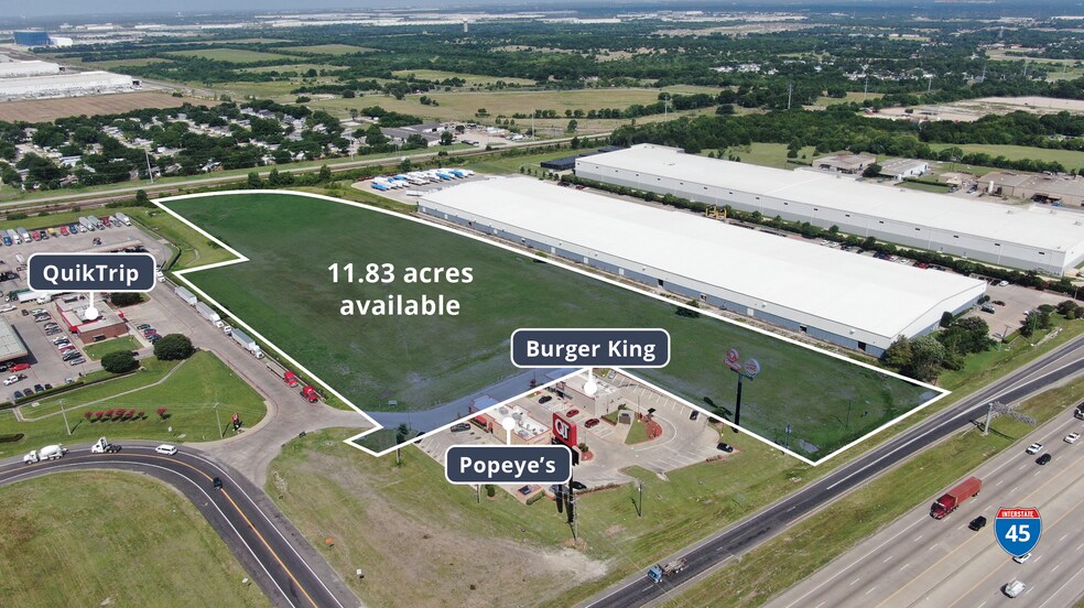 301 Wintergreen Rd, Hutchins, TX à vendre - Photo du bâtiment - Image 2 de 3