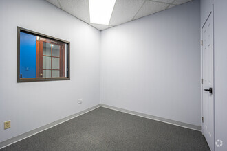 5819 Hwy 6, Missouri City, TX for lease Interior Photo- Image 2 of 5