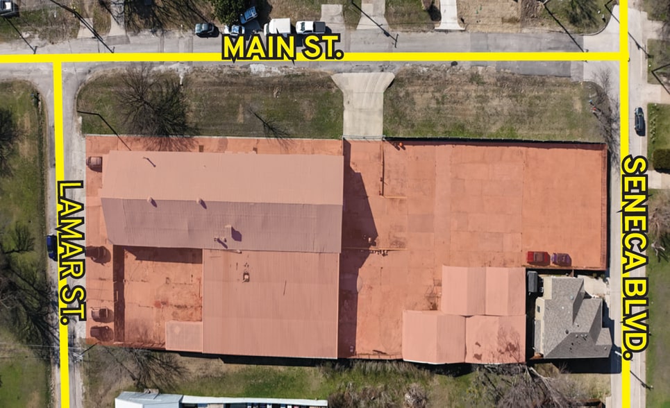 501 E Lamar St, McKinney, TX à louer - Photo du bâtiment - Image 3 de 17