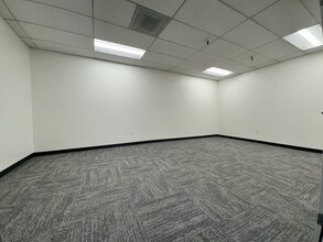 1313 Valwood Pky, Carrollton, TX for lease Building Photo- Image 1 of 13