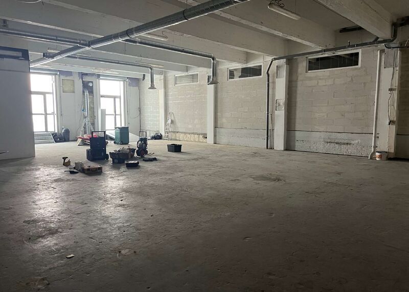 Flex in Lille for lease - Building Photo - Image 1 of 6