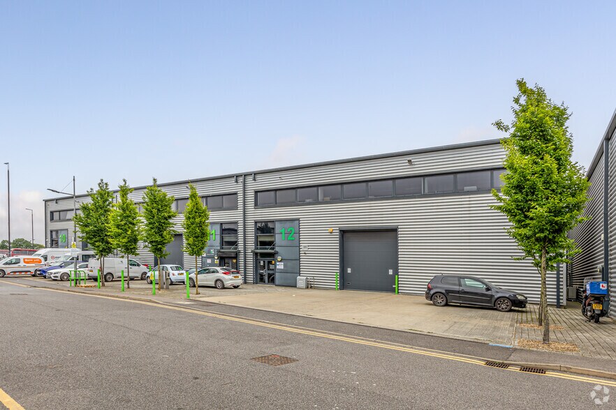 101 Stephenson St, Londres à louer - Photo du bâtiment - Image 3 de 4