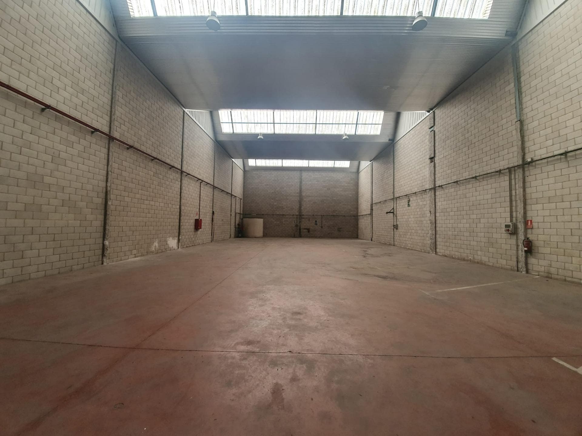 Calle de las Moriscas, Dos Hermanas, la, Dos Hermanas, Sevilla for sale Building Photo- Image 1 of 14