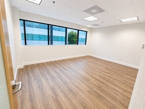 9025 Wilshire Blvd, Beverly Hills, CA for lease Interior Photo- Image 2 of 6