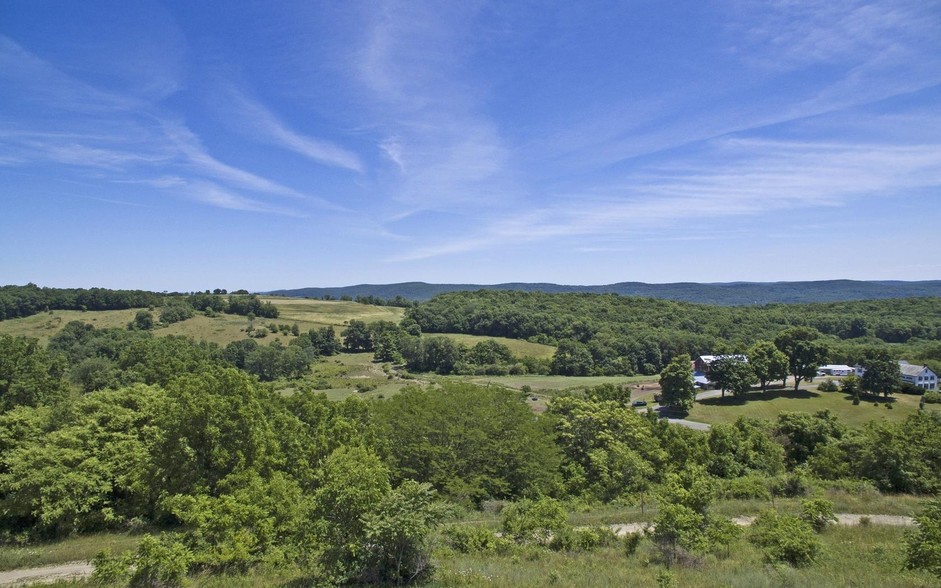 74 Wantage School Rd, Wantage, NJ for sale - Primary Photo - Image 1 of 1