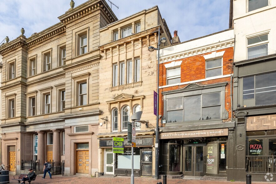 8-8A Market Pl, Derby à louer - Photo du bâtiment - Image 1 de 2