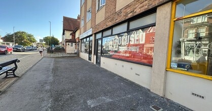 401 Lymington Rd, Christchurch for lease Building Photo- Image 2 of 5