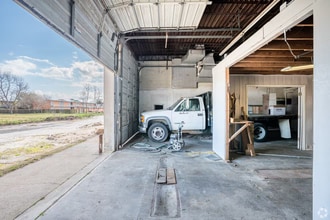 3835 Gulfway Dr, Port Arthur, TX for lease Interior Photo- Image 2 of 3