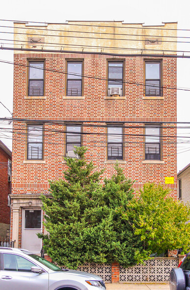 1826 Radcliff Ave, Bronx, NY for sale - Building Photo - Image 3 of 11