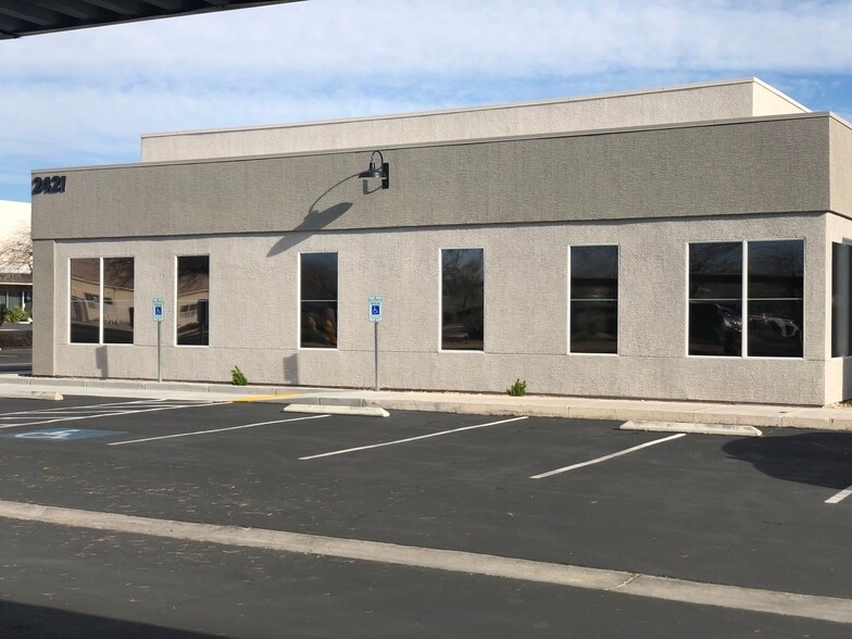 2441 Tech Center Ct, Las Vegas, NV for sale - Building Photo - Image 2 of 11